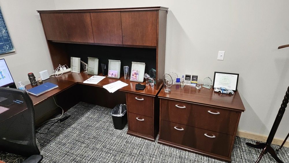 Office Furniture In Very Good Condition