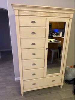 Armoire Dresser