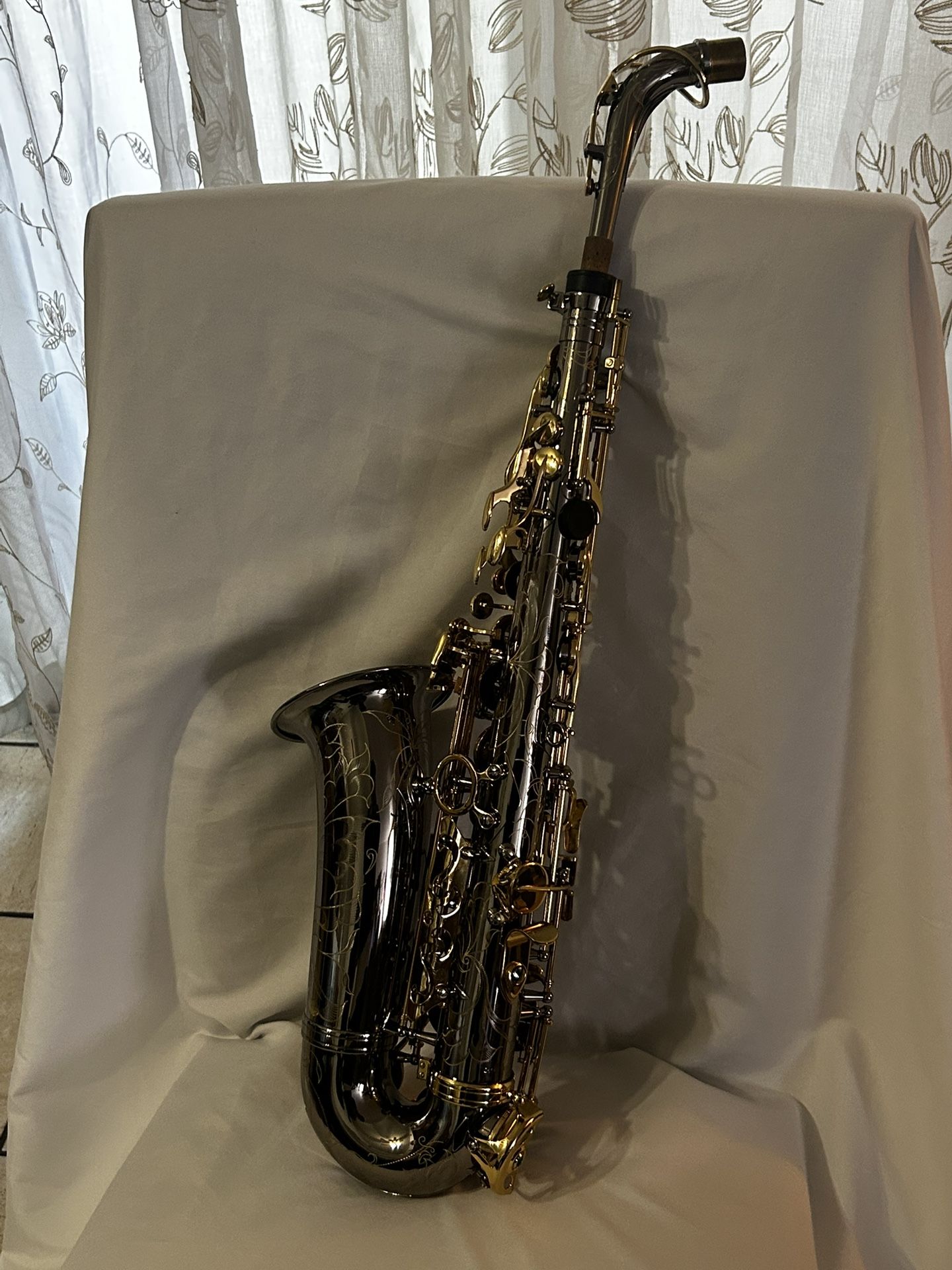 Alto Saxophone Ornamental Design
