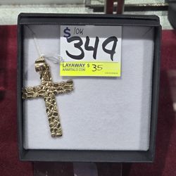 Cross Pendant (10K) (5.2 Grams) 