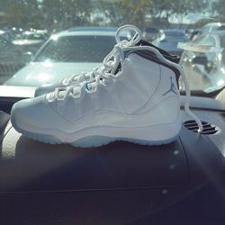 Jordan 11 