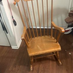 Old Fashion Rocking Chair All Wood 