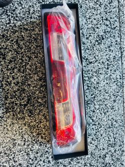 For 2014-2018 Chevy Silverado GMC Sierra 3rd Brake Stop Light Cargo Lamp Red