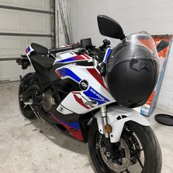 2023 QJ MOTOR 400RR