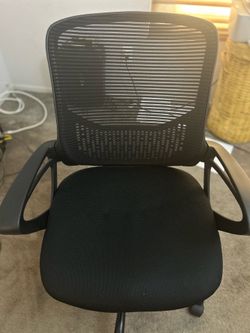 Black computer chair