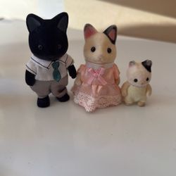lil woodzeez Tuxedo Cat family 3