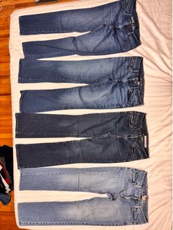Women’s jeans, pants and capris size 4-6
