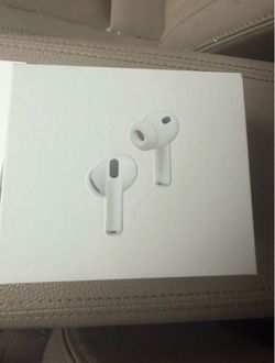 Apple AirPods Pro in Box