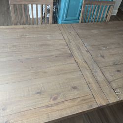 Gables brown Dining Table And Chairs 