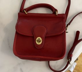 ISO Coach bag Red/White/Brown  Busco esta bolsa!!