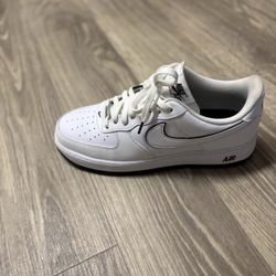 Nike Air Force One Easy On Edition