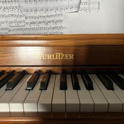 Wurlitzer Piano 