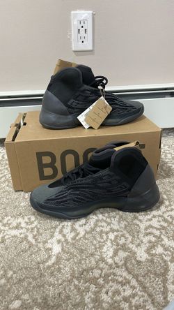 Yeezy QNTM Shoes Size 7