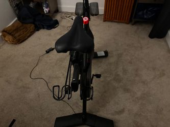 2020 Peloton Bike 2nd Gen Works Well 201-500 Rides