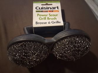 Grill cleaning equipment