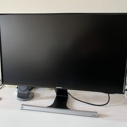 Samsung 27” LED Monitor