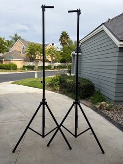Pair of heavy duty stage truss stands
