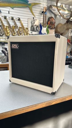 DV MARK LITTLE JAZZ 12 guitar amplifier Good Condition