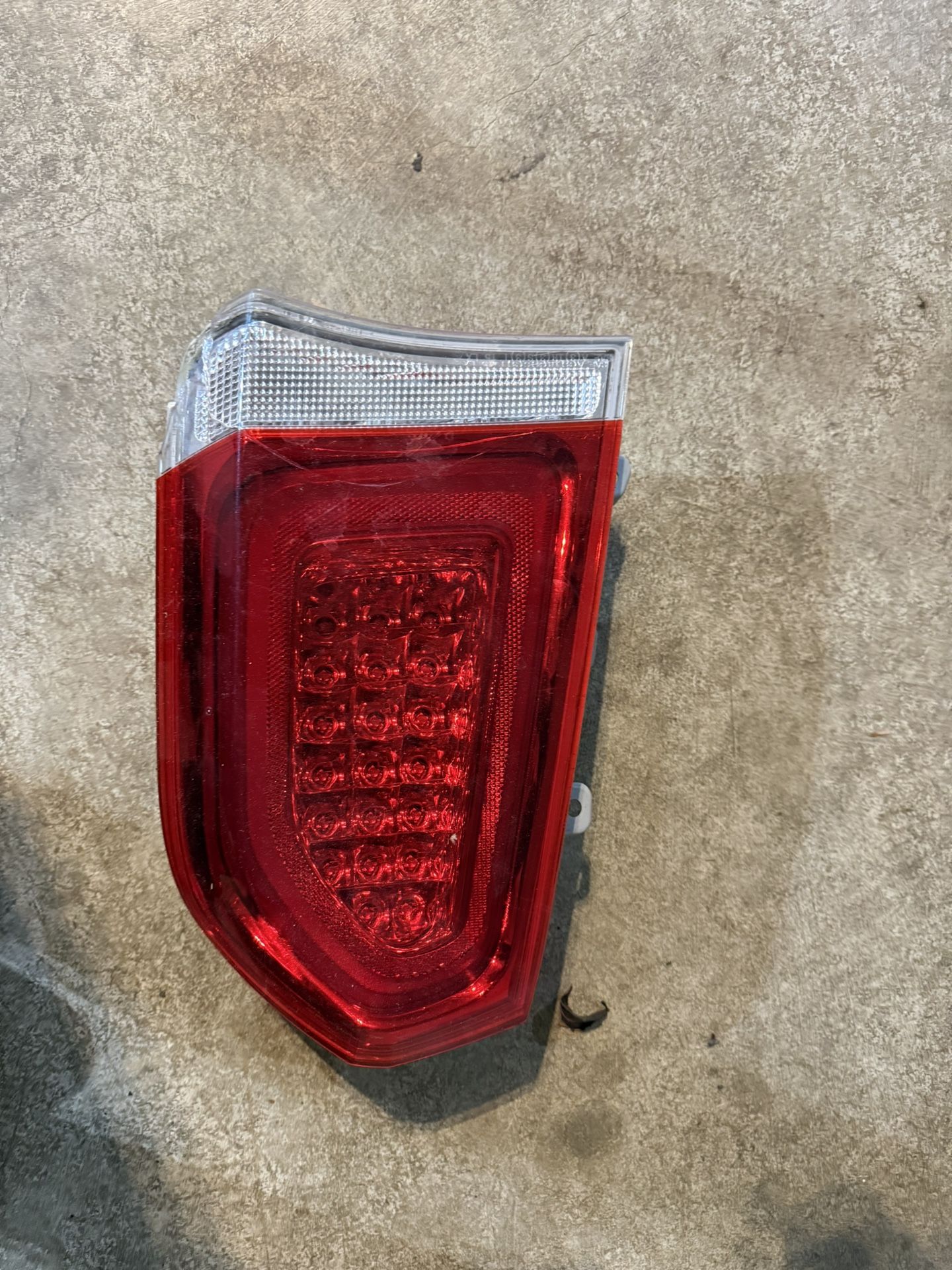 2015-2023 Chrysler 300 Passenger Right Chrome Tail Light Assembly