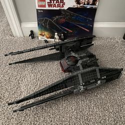 Retired Set - 75179 Complete w/Mini-figures