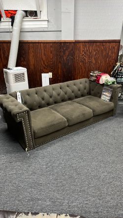 Chesterfield Tufted Velvet Sofa with Nailhead Trim