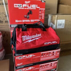 💳 ✅ Milwaukee M12 FUEL 12V 3 in. Lithium-Ion Brushless Cordless Cut Off Saw Kit with One 4.0 Ah Battery Charger and Bag