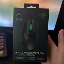 Razer Basisilisk X HyperSpeed wireless gaming mouse #gaming