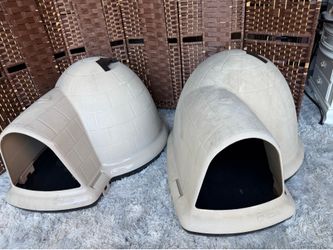 Dog house each $34