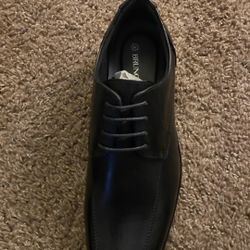 Brand New Men Dress Shoes 