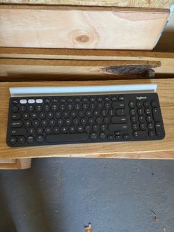Logitech k780