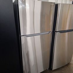Insignia 30" Stainless Steel Refrigerator 
