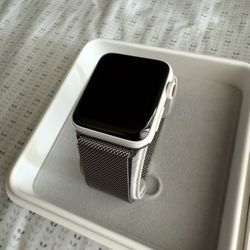 Apple Watch Series 3 Edition (White Ceramic 42mm)