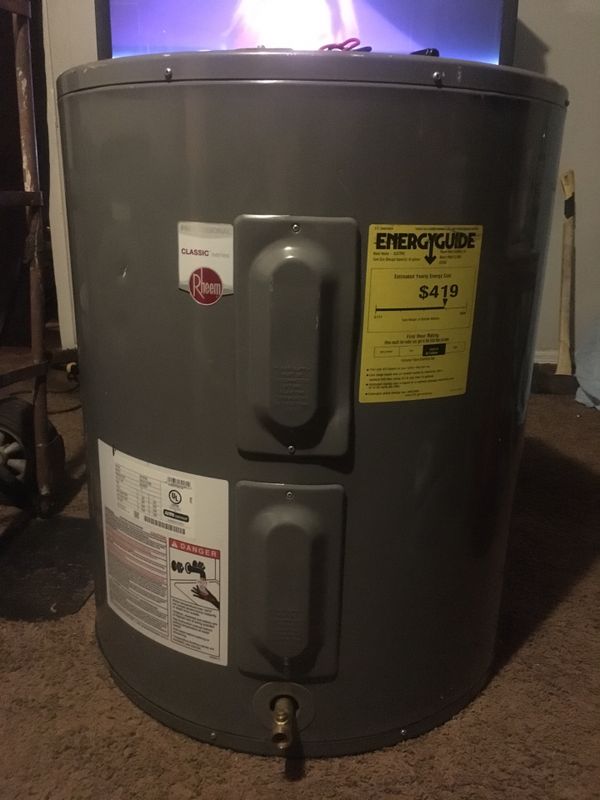 Rheem Hot water heater 47 Never been used for Sale in Fort Worth, TX