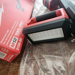 Millwake M12 Under Body Light New In Box $180