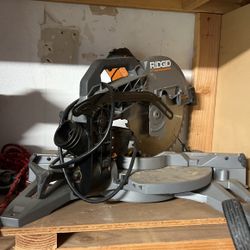 RIDGID TABLE SAWS