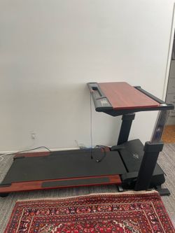 Treadmill desk