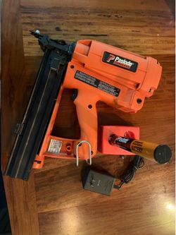 Paslode 16ga 1/2” crown stapler