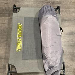 Arcadia Elevated Dog Bed 