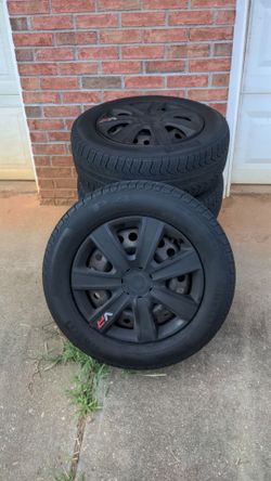 like new pirelli tires 16 in Wheels included and lugs 19 in off of a 8th generation Honda Accord