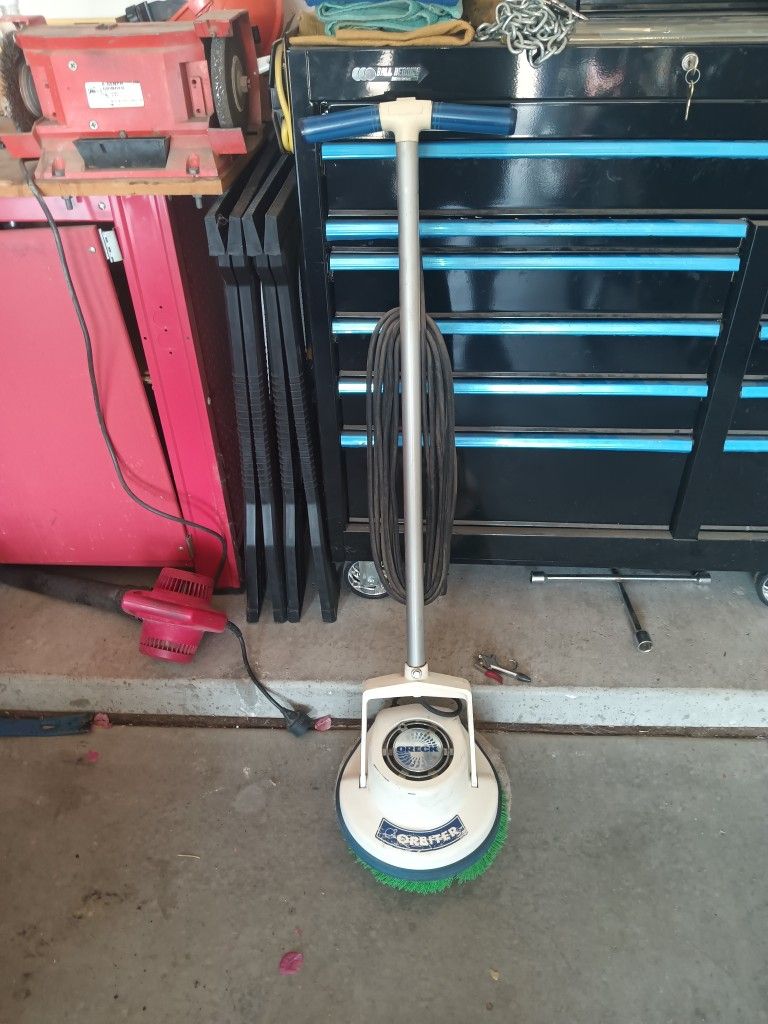 Oreck Orbiter Floor Scrubber