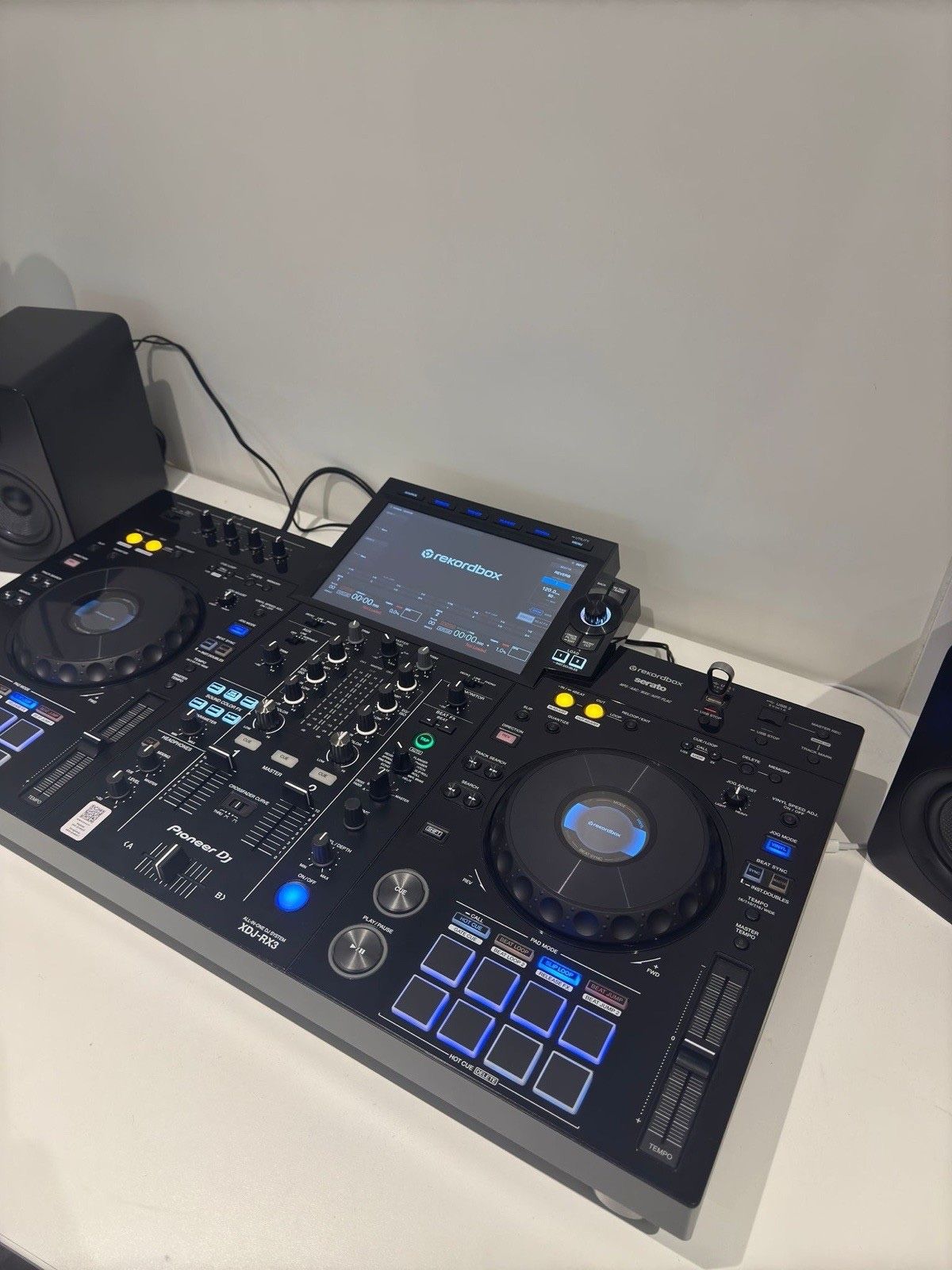 Pioneer Xdj-Rx3 controller 