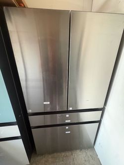 Samsung bespoke stainless steel four door French door refrigerator