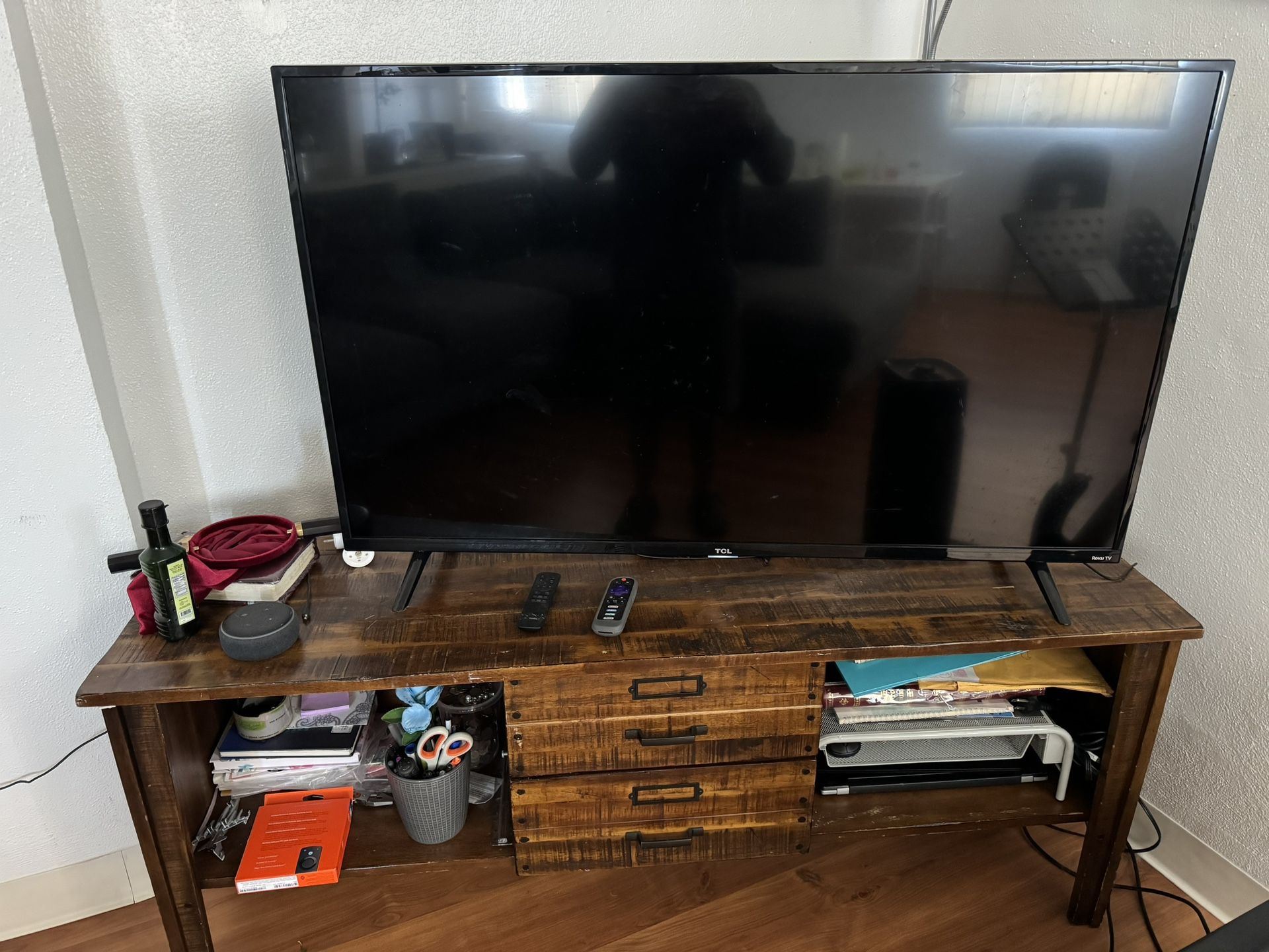 Smart TV TLC 50' /// TV STAND TVs &amp; Media players - TVs &amp; Media 