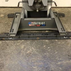 B&W Patriot Fifth Wheel Hitch