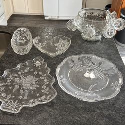 Crystal Holiday Serving