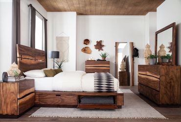 Platform Queen Storage Bedroom Set