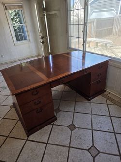 Executive Office Desk and Credenza set