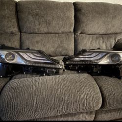 2022 Camry XSE Head Lights 