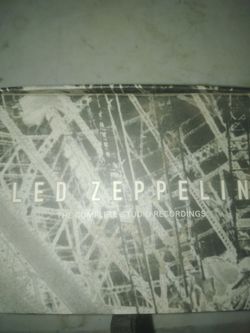 Led Zeppelin cds vintage rock