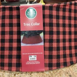 Christmas Tree Collar